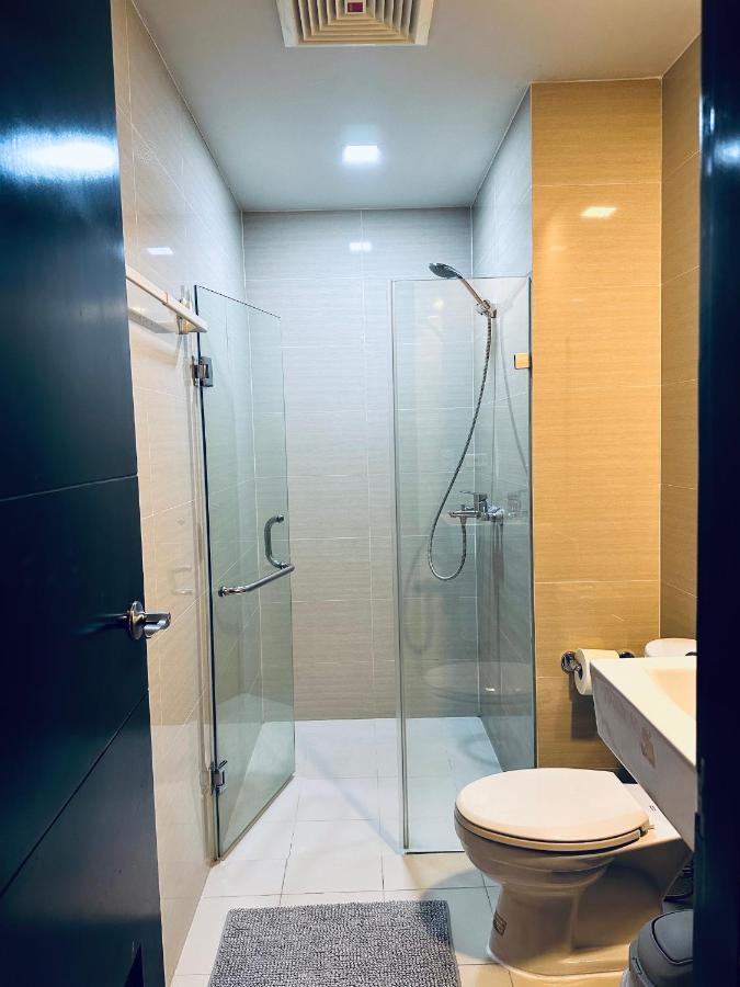 81 Newport Condominium Cluster 5 3A By Rechelle Nunag Pasay Exterior foto